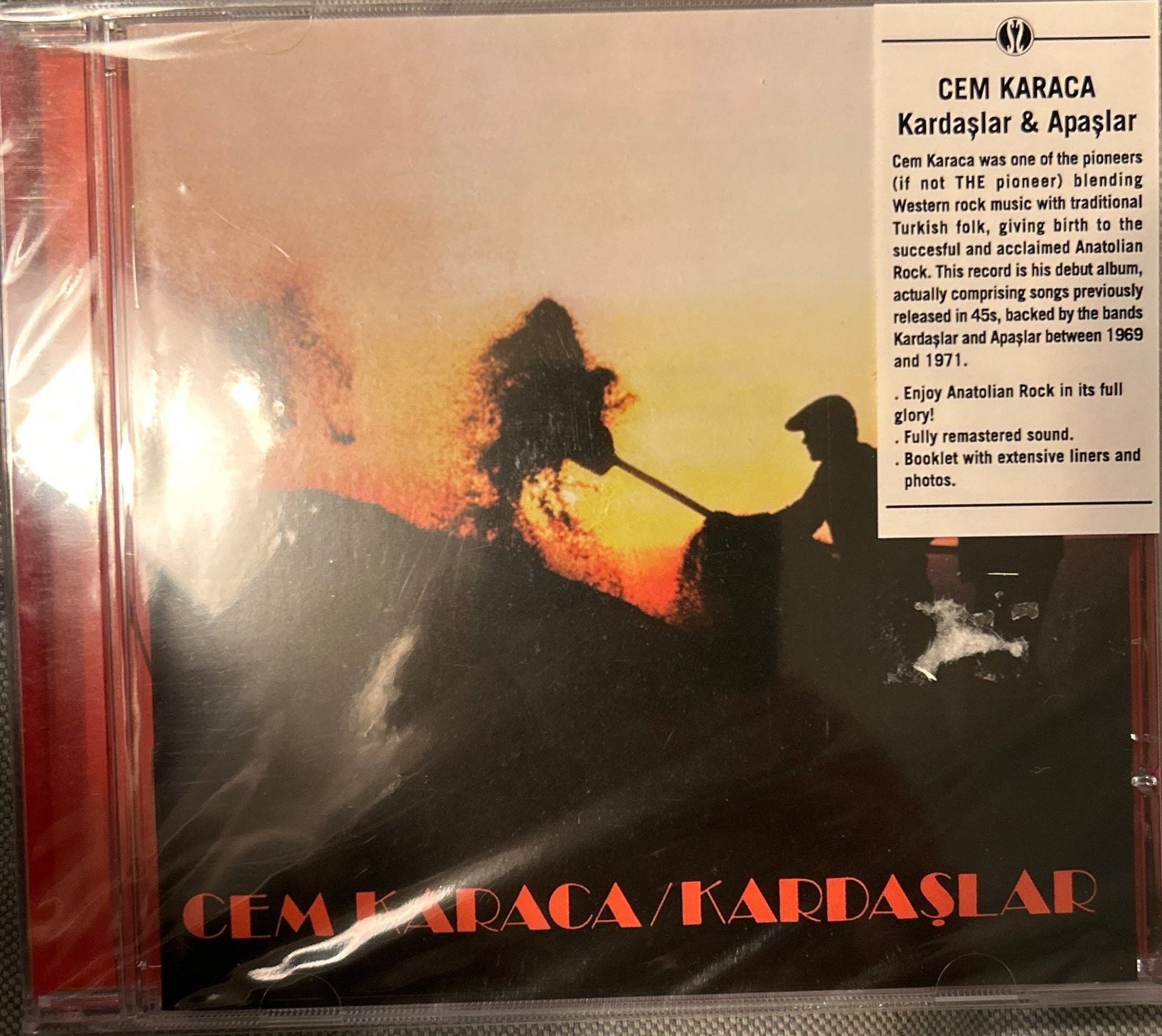 CD Cem Karaca ‎– Kardaşlar Nuevo precintado - DISCOS NAKASHA