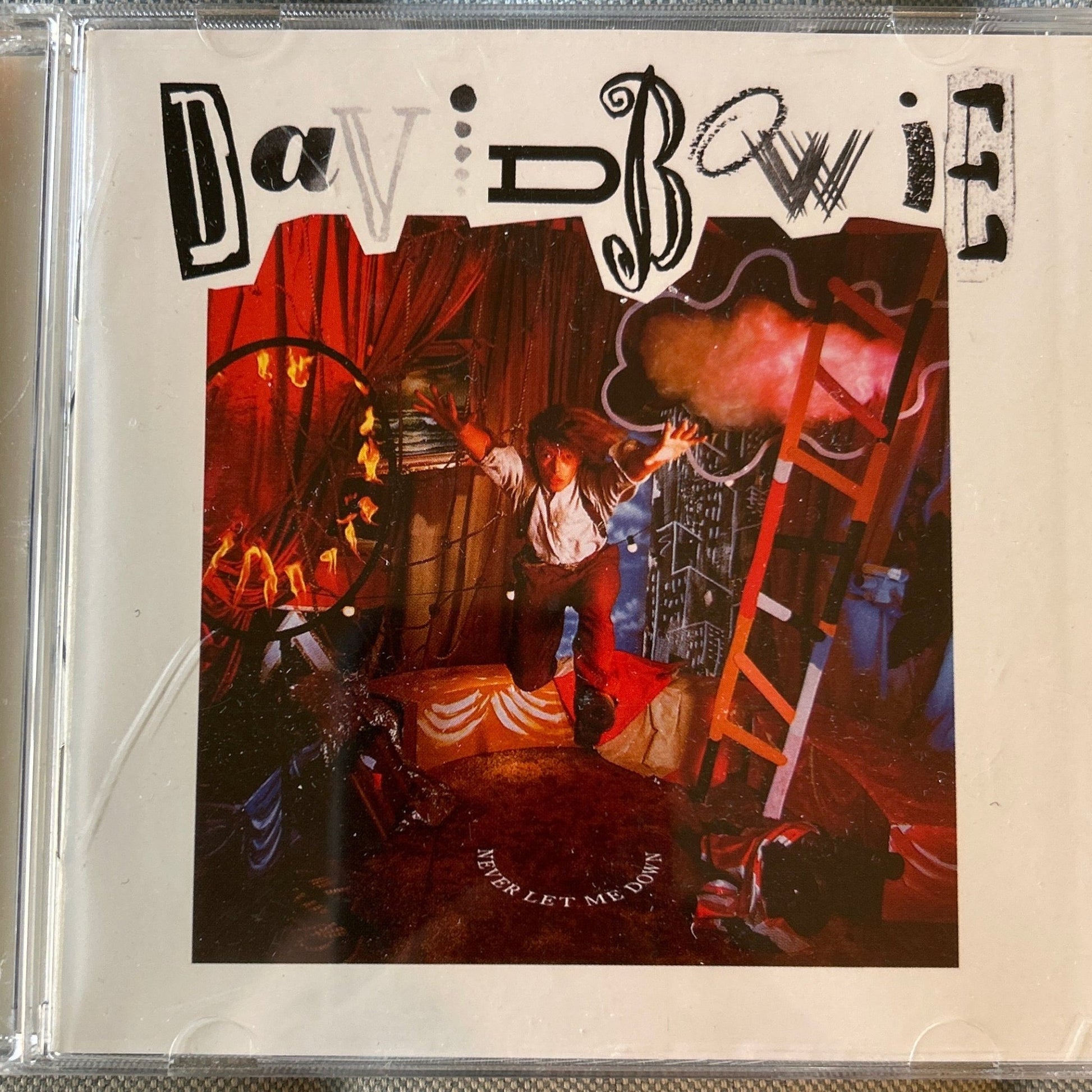 CD David Bowie ‎– Never Let Me Down 2ª Mano - DISCOS NAKASHA