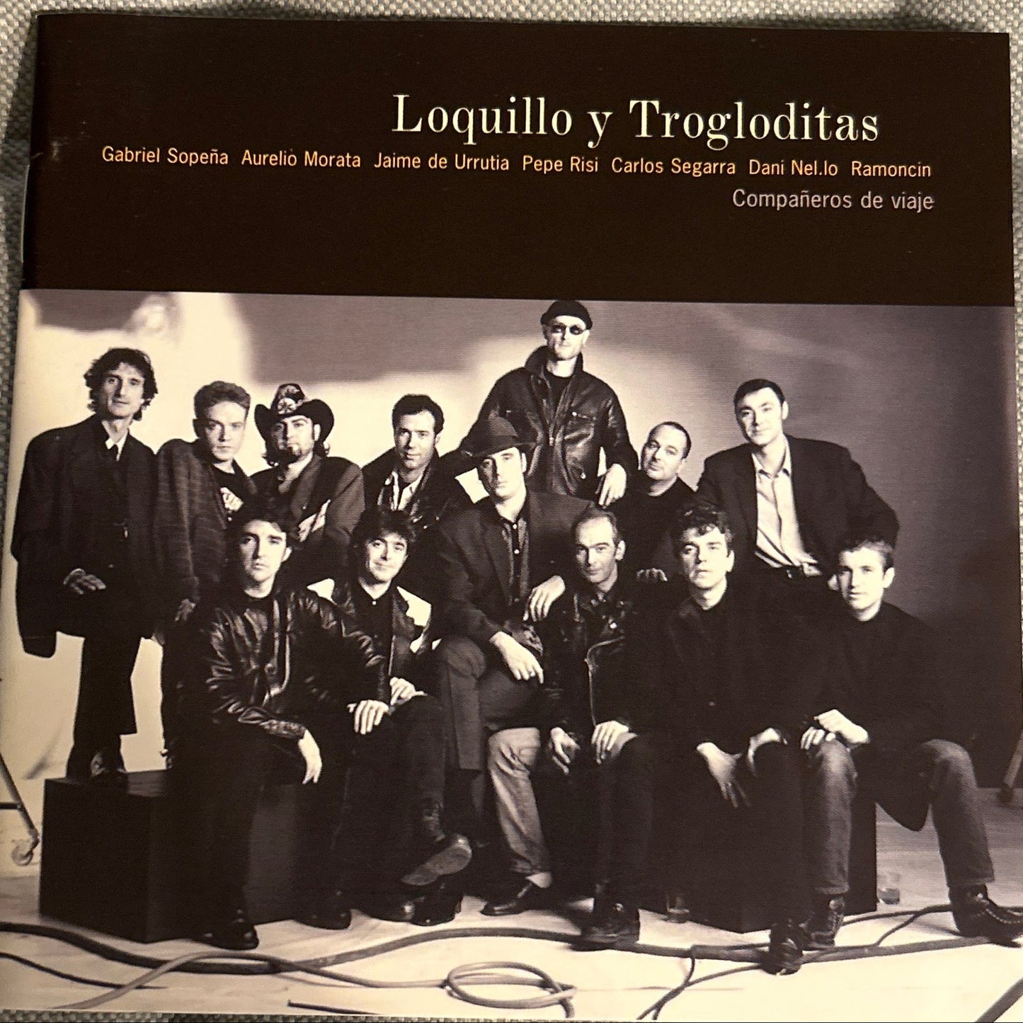 CD Loquillo Y Trogloditas ‎– Compañeros De Viaje 2ª Mano - DISCOS NAKASHA