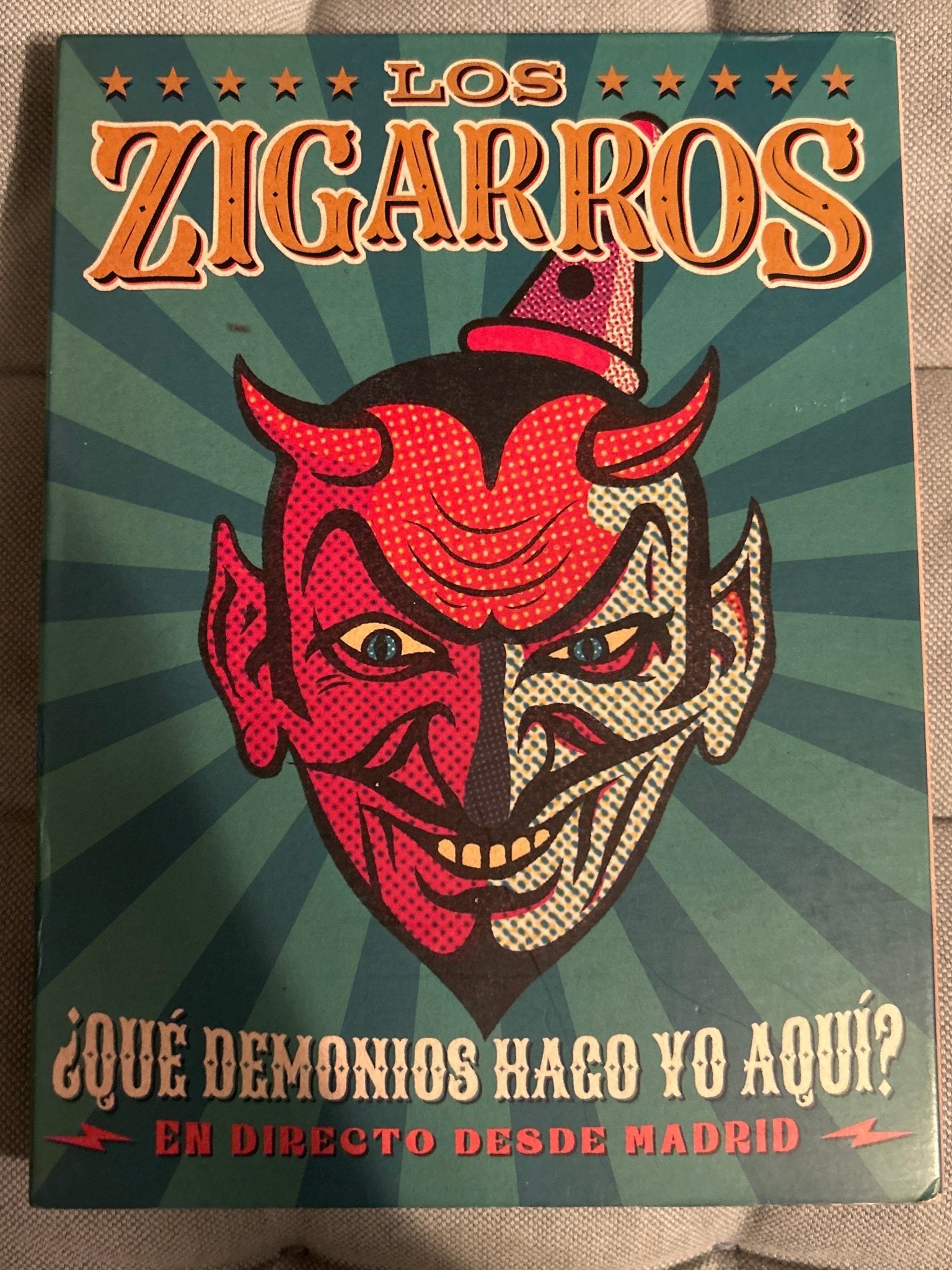 CD Los Zigarros ‎– ¿Qué Demonios Hago Yo Aquí? - En Directo Desde Madrid 2ª Mano - DISCOS NAKASHA