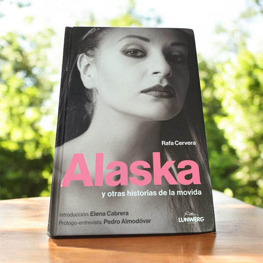 Libro Alaska y otras historias de la movida - DISCOS NAKASHA