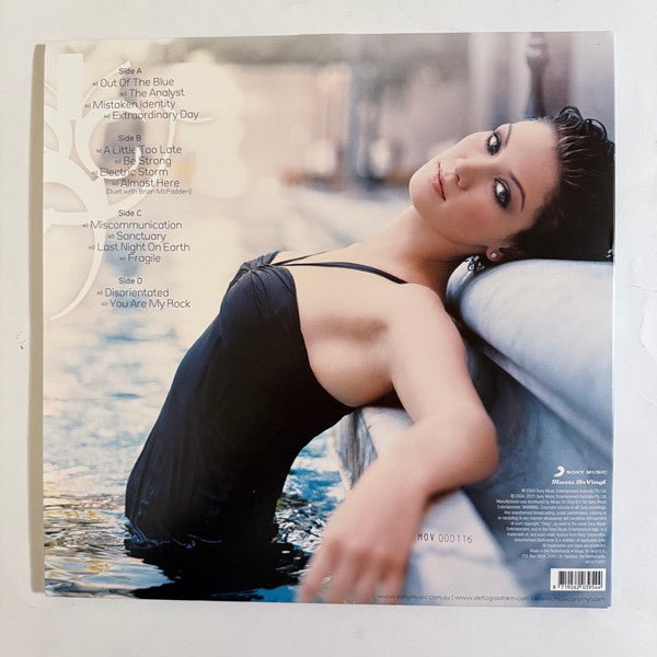 LP Delta Goodrem – Mistaken Identity Nuevo precintado - DISCOS NAKASHA