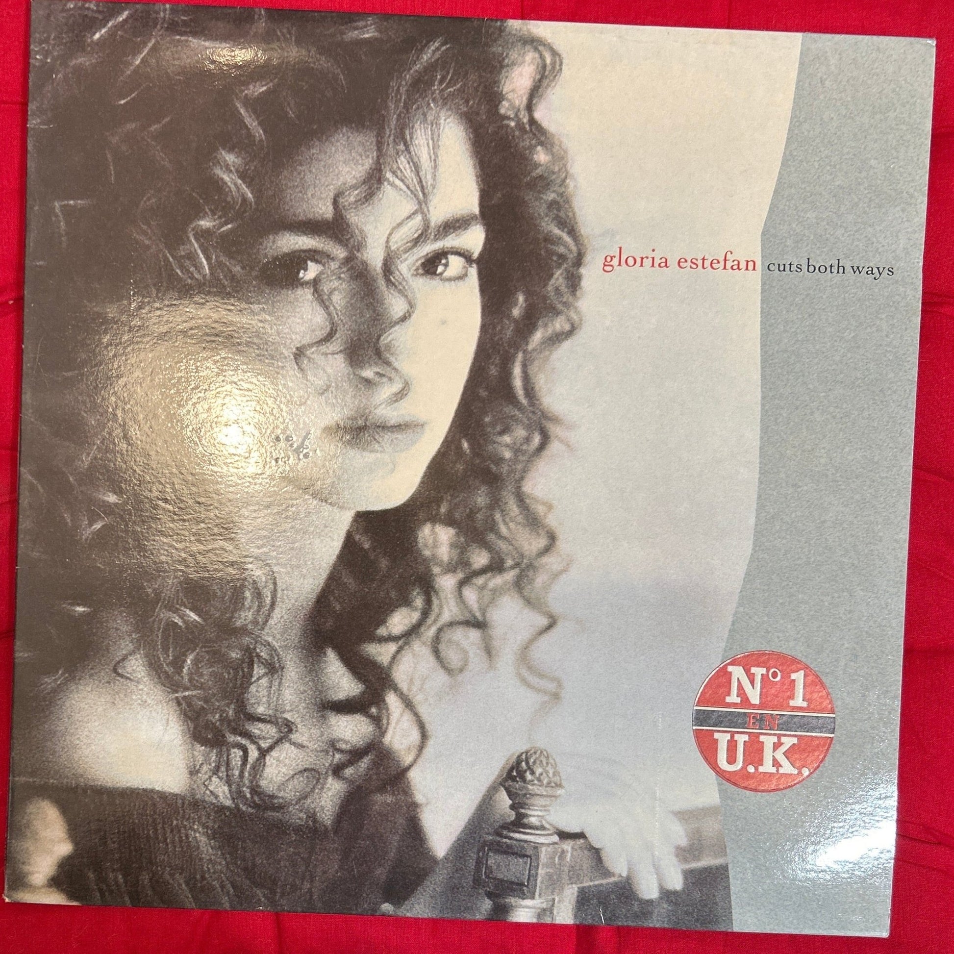 LP Gloria Estefan ‎– Cuts Both Ways 2ª Mano - DISCOS NAKASHA