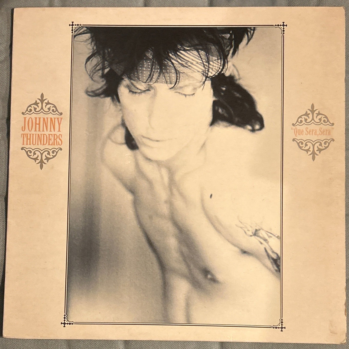 LP Johnny Thunders ‎– Que Sera, Sera 2ª Mano - DISCOS NAKASHA
