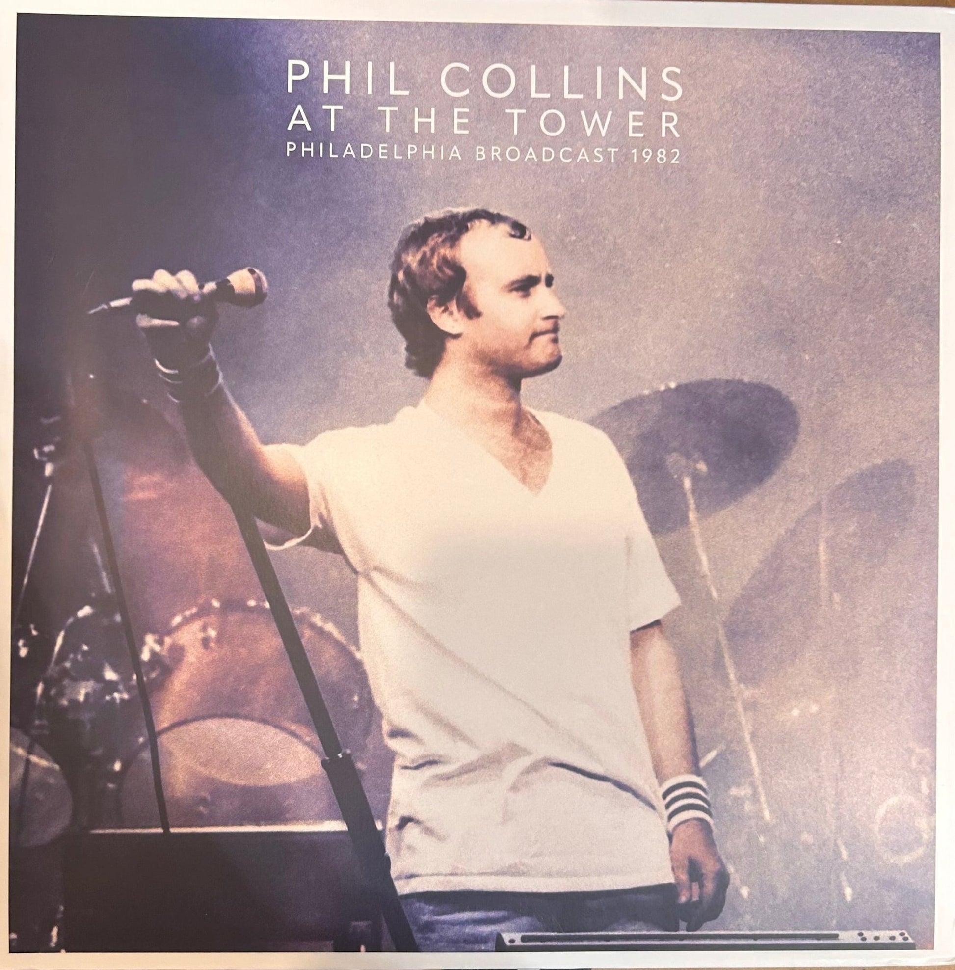 LP Phil Collins – At The Tower - Philadelphia Broadcast 1982 2ª mano - DISCOS NAKASHA