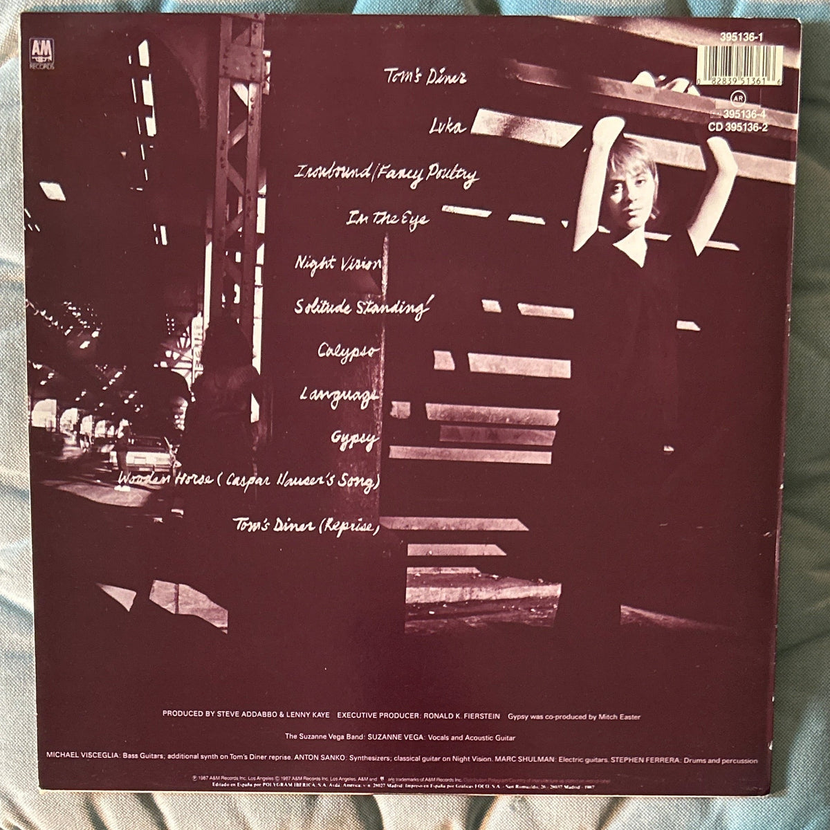 LP Suzanne Vega – Solitude Standing Nuevo precintado - DISCOS NAKASHA