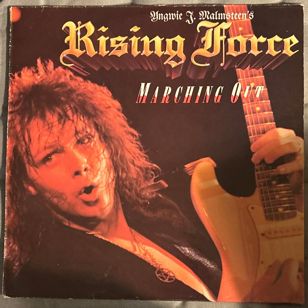 LP Yngwie J. Malmsteen's Rising Force ‎– Marching Out 2ª Mano - DISCOS NAKASHA